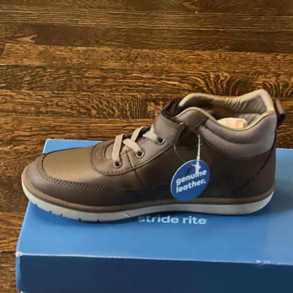 Stride Rite Kids' Brown and Gray Sneakers